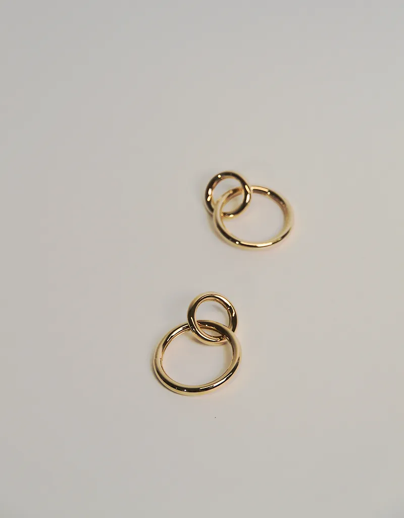 ETERNAL INTERLOCKING GOLD EARRINGS