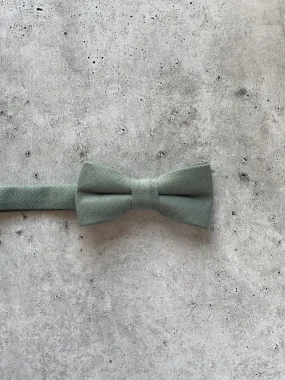 Eucalyptus No. 43 Linen Pre Tied Bow Tie