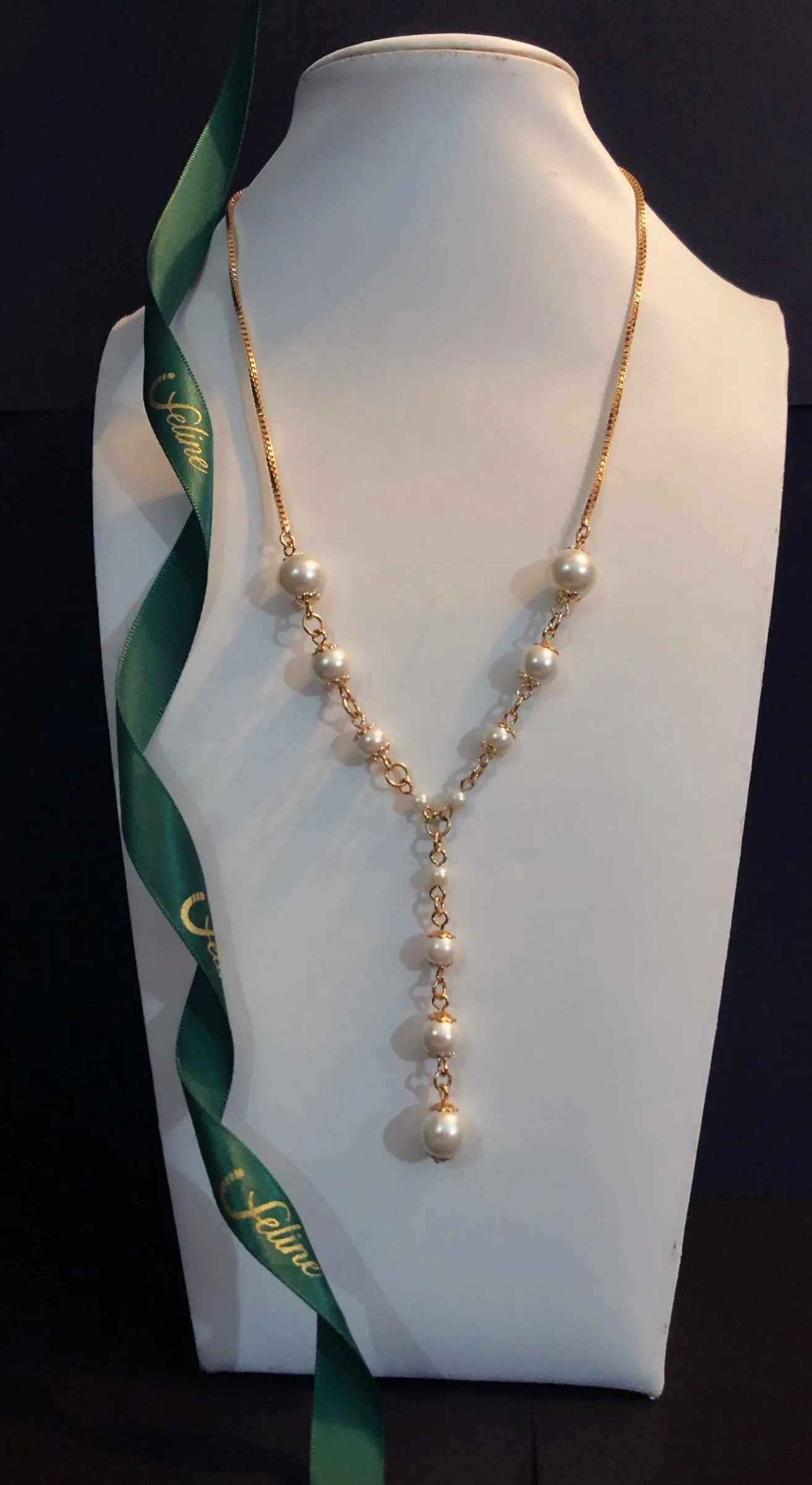 Man Laï Drop Pearl Necklace